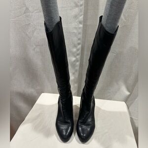 Sergio Rossi Black Knee-High Leather with back elastic Women's Boots. Sz 36